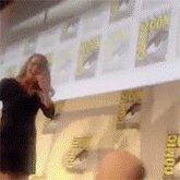 Ian Somerhalder GIF. Gifs Filmsterren Ian somerhalder Comic con Melissa benoist Sdcc2015 Mbenoistedit Super meid Supergirl 