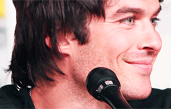 Ian Somerhalder GIF. Gifs Filmsterren Ian somerhalder Comic con Melissa benoist Sdcc2015 Mbenoistedit Super meid Jeremy jo 