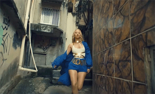 Iggy Azalea GIF. Artiesten Gifs Iggy azalea Music video Black widow 
