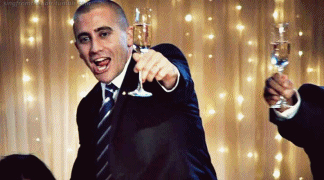Jake Gyllenhaal GIF. Bioscoop Films Gifs Filmsterren Jake gyllenhaal Thriller Lachend Haha Lach Nightcrawler Dan gilroy 