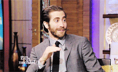 Jake Gyllenhaal GIF. Gifs Filmsterren Jake gyllenhaal Reactie Bruto Overgeven Walging Talkshow 