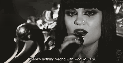 Jessie J GIF. Artiesten Jessie j Gifs Urgh Careta 