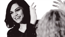 Jessie J GIF. Artiesten Jessie j Gifs Nobodyssgif 