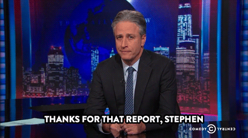 Jon Stewart GIF. Gifs Filmsterren Jon stewart Geamuseerd Popcorn 