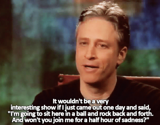 Jon Stewart GIF. Gifs Filmsterren Jon stewart Lachend Giechelen The daily show 
