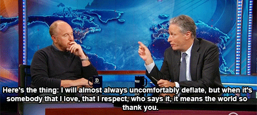 Jon Stewart GIF. Gifs Filmsterren Jon stewart Lachend Giechelen The daily show 