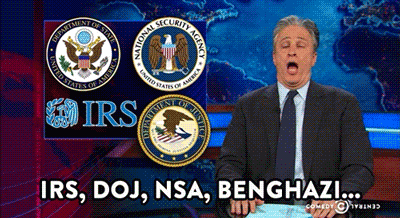 Jon Stewart GIF. Drinken Alcohol Gifs Filmsterren Jon stewart Ellen degeneres Margarita Happy hour 