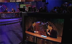 Jon Stewart GIF. Gifs Filmsterren Jon stewart The daily show Jonvoyage 