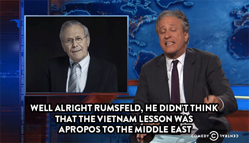 Jon Stewart GIF. Drinken Alcohol Gifs Filmsterren Jon stewart Ellen degeneres Margarita Happy hour 
