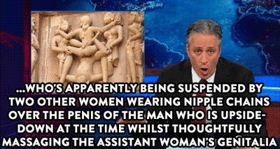 Jon Stewart GIF. Gifs Filmsterren Jon stewart Geamuseerd Popcorn 