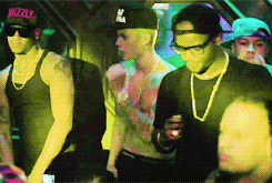 Artiesten Justin bieber Gifs ophalen schouderophalend idk bieber 