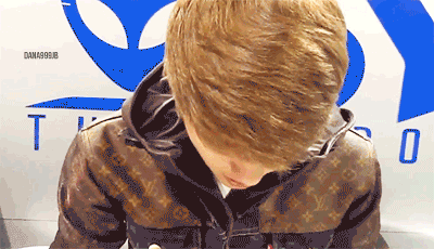 Artiesten Justin bieber Gifs bieber geloven tour geloven film 