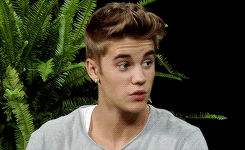 Justin Bieber GIF. Artiesten Justin bieber Gifs Bieber Tussen twee varens 