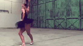 Kanye West GIF. Artiesten Gifs Kanye west Snl Zwarte skinhead 