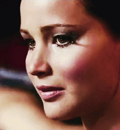 Elizabeth Banks GIF. The hunger games Gifs Filmsterren Elizabeth banks Katniss Katniss everdeen Woody harrelson 
