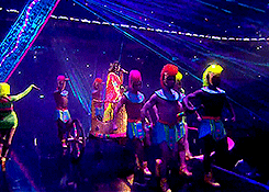 Katy Perry GIF. Artiesten Katy perry Gifs Amas2013 Kostuum Het zingen 