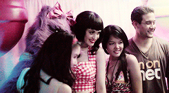 Katy Perry GIF. Muziek Artiesten Tv Katy perry Gifs Knal Muziekvideo California gurls 