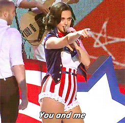 Katy Perry GIF. Artiesten Katy perry Gifs Tieten Aap 