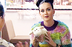 Katy Perry GIF. Artiesten Katy perry Gifs Katy perry gif Glamour uk 