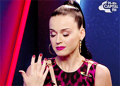 Katy Perry GIF. Muziek Beroemdheden Artiesten Katy perry Gifs Knal Muziekvideo California gurls 