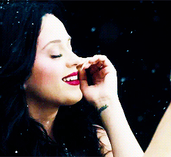 Katy Perry GIF. Video Artiesten Katy perry Gifs Het zingen Muziekvideo Nerd Afgelopen vrijdag nacht Proberen mijn n 