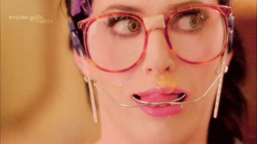 Video Artiesten Katy perry Gifs muziekvideo afgelopen vrijdag nacht 