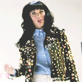 Katy Perry GIF. Muziek Bioscoop Artiesten Vrijdag Katy perry Gifs Teenage dream Rebecca black 