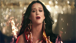 Katy Perry GIF. Artiesten Katy perry Gifs Roar 