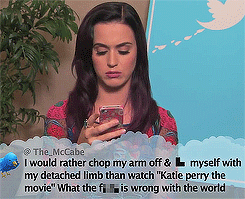 Katy Perry GIF. Artiesten Kauwgom Katy perry Gifs Nerveus Krekels In de war 