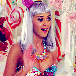 Katy Perry GIF. Muziek Bioscoop Artiesten Vrijdag Katy perry Gifs Teenage dream Rebecca black 