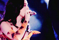 Katy Perry GIF. Artiesten Mode Katy perry Gifs Mtv Emas 2013 