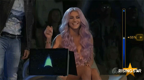Artiesten Gifs Kesha opgewonden rijzende ster 