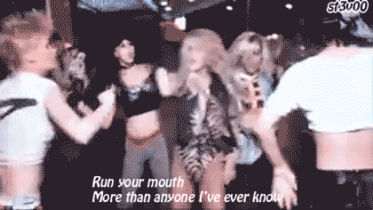 Meisje Artiesten Gifs Kesha spul blond 