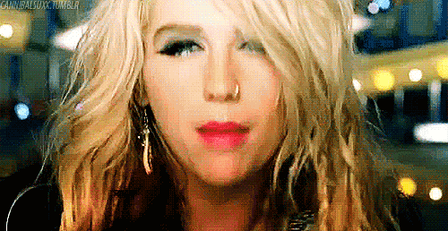 Artiesten Gifs Kesha blah niet onder de indruk 