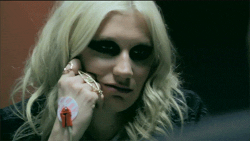 Artiesten Gifs Kesha glimlach 