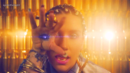 Artiesten Gifs Kesha warrior cmon mineee 