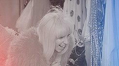 Lady Gaga GIF. Artiesten Lady gaga Gifs Artpop Lady gaga gifs Venus prestaties 
