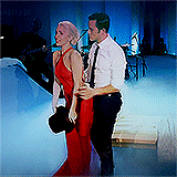 Lady Gaga GIF. Artiesten Lady gaga Mode Gifs Snl Saturday night live Andy samberg 