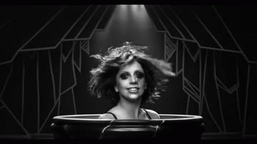 Lady Gaga GIF. Artiesten Christina aguilera Lady gaga Gifs De stem 