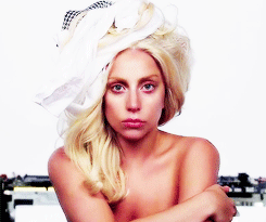 Lady Gaga GIF. Artiesten Lady gaga Gifs Griezelig Bad romance The fame monster 