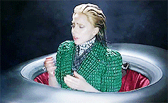 Lady Gaga GIF. Grappig Artiesten Lady gaga Madonna Gifs Snl Figting 