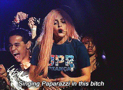 Lady Gaga GIF. Artiesten Lady gaga Gifs Hbo The monster ball tour Zo blij dat ik kon sterven 