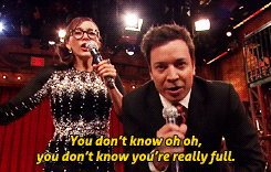 Madonna GIF. Grappig Artiesten Lady gaga Madonna Gifs Snl Figting 