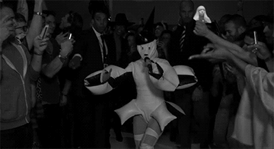 Lady Gaga GIF. Artiesten Lady gaga Gifs Artpop Lady gaga gifs Venus prestaties 