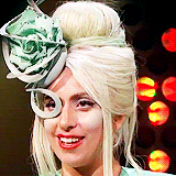Lady Gaga GIF. Beroemdheden Artiesten Lady gaga Gifs Aura Boerka 