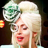 Lady Gaga GIF. Muziek Taart Artiesten Lady gaga Gifs Zinvol Ondergoed Nom nom nom 
