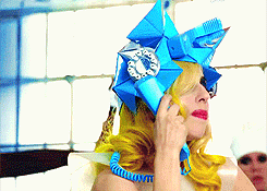 Lady Gaga GIF. Muziek Artiesten Lady gaga Gifs Knal Judas 