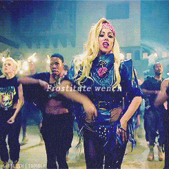 Lady Gaga GIF. Muziek Artiesten Lady gaga Gifs 2013 Ama American music awards Rode loper Wit paard 