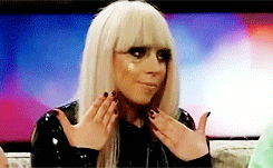 Lady Gaga GIF. Artiesten Lady gaga Mode Gifs Snl Saturday night live Andy samberg 