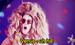 Lady Gaga GIF. Artiesten Lady gaga Gifs Oscars 2015 Julie andrews 